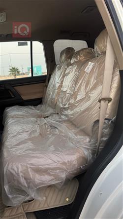 تۆیۆتا لاند کروزەر